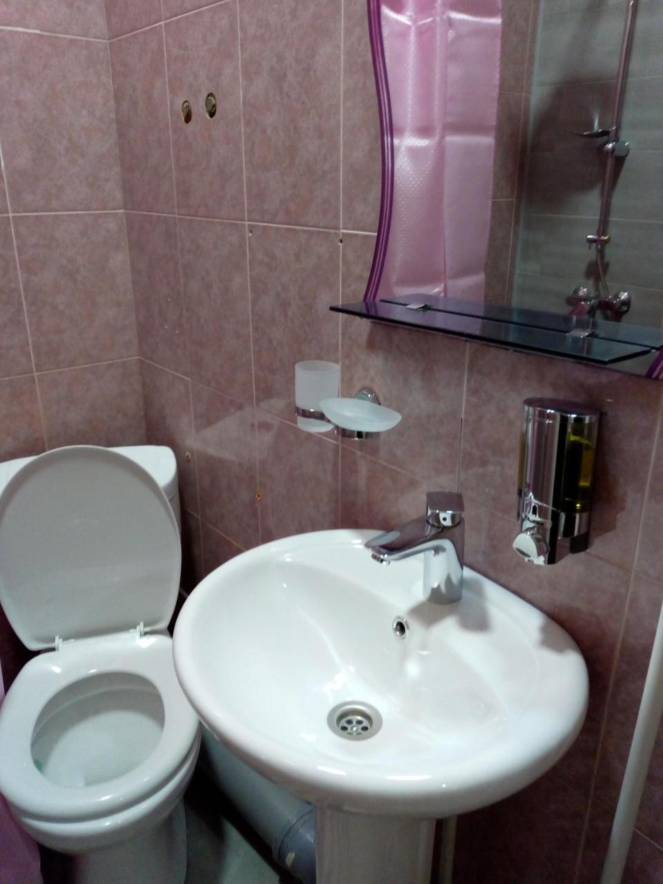 Guesthouse Kato Tbilisi Ngoại thất bức ảnh